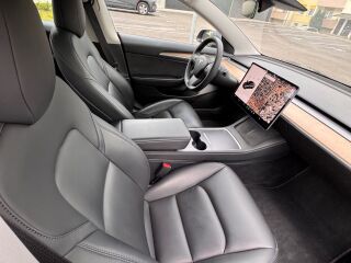 Tesla Model 3 Long Range All Wheel Drive 366kW