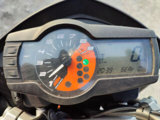 KTM 690 Duke KTM Duke 690 / Akrapovic / stunt-track bi LC4 50кВ