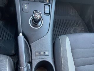 Toyota Auris 1.8 73kW