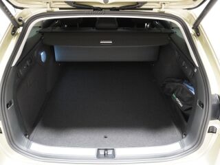 Skoda Superb SELECTION COMBI PHEV 1.5 TSI 110кВ