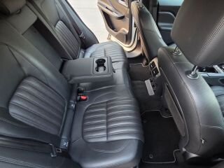 Jaguar F-Pace Luxury Line / MY2017 / Pack 2.0 R4 132kW
