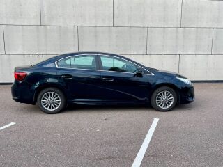 Toyota Avensis 1.8 108кВ