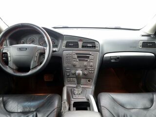 Volvo XC70 Summum ATM 2.4 D5 120kW