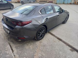 Mazda 3 M-Hybrid Skyactiv-X 2.0 R4 132kW