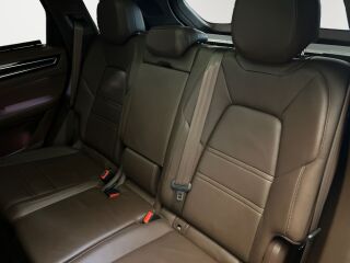 Porsche Cayenne Turbo 4.0 404kW