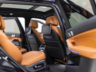 BMW X7 3.0 195kW
