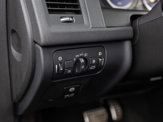 Volvo XC60 R-Design Finish Facelift 2.0 120kW