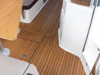 Bavaria S33HT 2 X D3 220 2 X D3 220