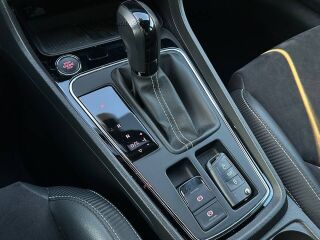 SEAT Leon ST Cupra 300 4Drive 2.0 221kW