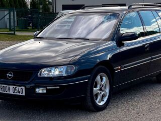 Opel Omega Irmscher 3.0 V6 155kW
