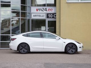 Tesla Model 3 Standard Range Plus 208кВ