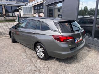 Opel Astra FACELIFT 1.2 81кВ