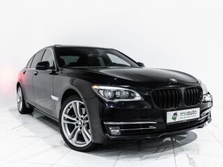 BMW 740 Facelift Individual X-drive 3.0 230kW