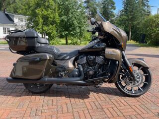 Indian Roadmaster Dark Horse