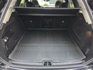 Volvo XC60 2.0 T8 Recharge PHEV pistikhübriid 288kW