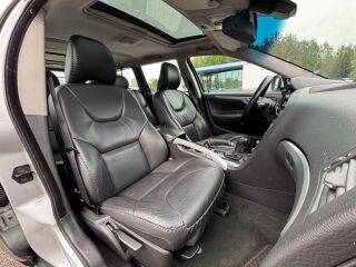 Volvo XC70 Summum AWD 2.4 D5 136kW
