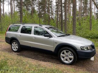 Volvo XC70 AWD D5 2.4 D5 TDi 120kW