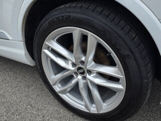 Audi Q7 3.0 200кВ