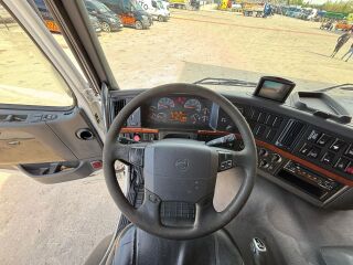 Volvo FM 400 6x2*4 294kW