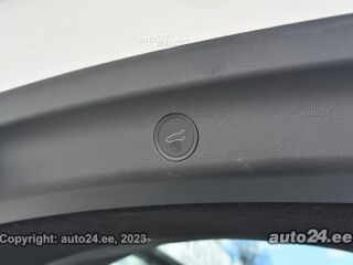 Tesla Model Y AWD / PERFORMANCE / Long Range Dual / FULL Dual Performance 393kW