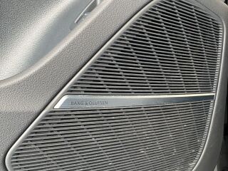 Audi Q8 S line 55 TFSI quattro 3.0 250кВ