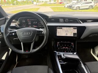 Audi e-tron Sportback 55 2XS-Line 300KW 158kW