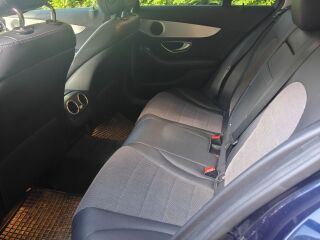 Mercedes-Benz C 220 2.0 143kW