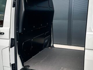 Volkswagen Transporter LONG L2H1 2.0 TDI 110kW