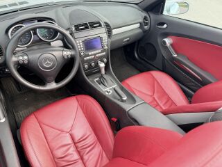Mercedes-Benz SLK 350 3.5 V6 200кВ