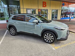 Toyota Corolla Cross Luxury Limited Hybrid 1.8 72кВ