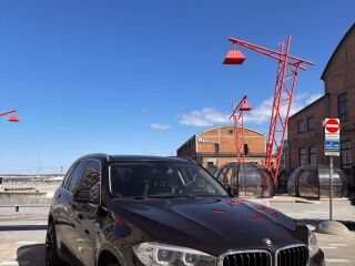 BMW X5 Individual 2.5 160kW