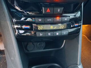 Peugeot 208 Allure 1.6 BlueHDI 88kW