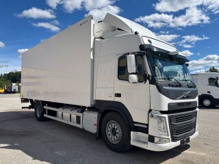 Volvo FM330 4x2 EURO6 + CARRIER SUPRA 850 + SIDE OPENING 250кВ