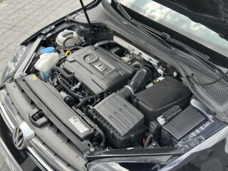 Volkswagen Golf R 4Motion 2.0 221kW