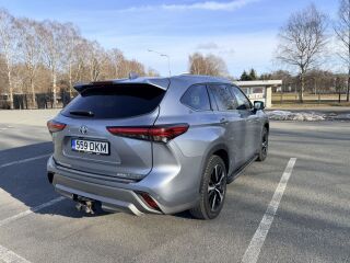 Toyota Highlander Premium 2.5 140kW