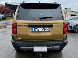 Toyota Land Cruiser SUV Prestige 2.8 D-4D 151kW