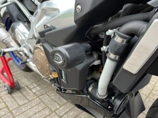 Aprilia Tuono 1000 R V2 102kW