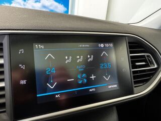 Peugeot 308 SW Style Edition PureTech EAT-8 1.2 96kW