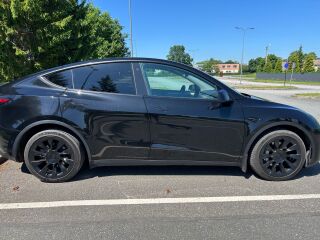 Tesla Model Y Long Range Dual Motor AWD 2022 153kW