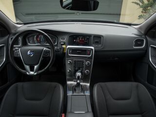Volvo V60 SUMMUM AWD TWIN ENGINE PLUG IN HYBRID FACELIFT 2.4 162kW