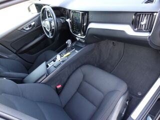 Volvo V60 Momentum EU6 2.0 R4 D4 TDI 140kW