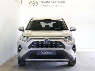 Toyota RAV4 Luxury Plus 131кВ