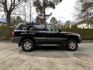 Toyota Land Cruiser 4.7 v8 2UZ-FE 173kW