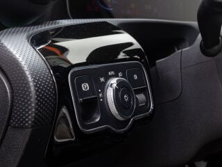 Mercedes-Benz A 180 AMG Line 100kW
