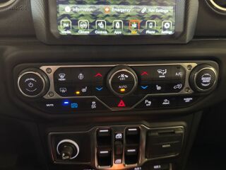 Jeep Wrangler Rubicon PHEV MY23 Baltics 2.0 200kW