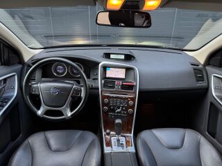 Volvo XC60 D5 AWD 2.4 165кВ