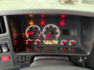 Scania P310 6x2 Sahakinnitus