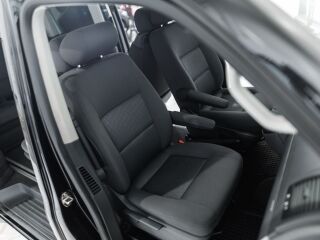 Volkswagen Multivan Family Comfort Plus 2.5 96kW