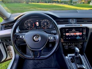 Volkswagen Passat 2.0 140kW