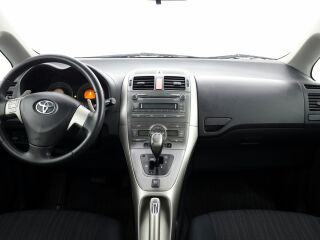 Toyota Auris Linea Sol ATM 1.6 91кВ